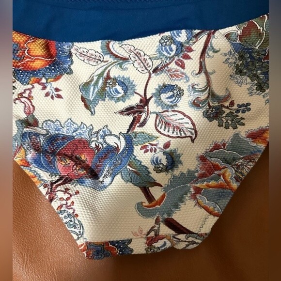 SHAN BOTANICA FLORAL BIKINI SET - Picture 7 of 9